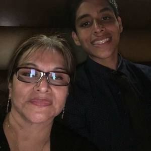 Meet your Posher, Aron